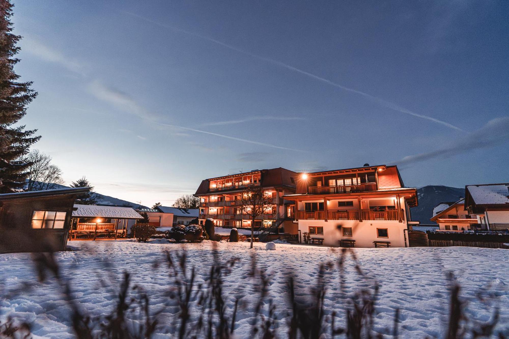 Hotel Reischach Brunico Exteriér fotografie