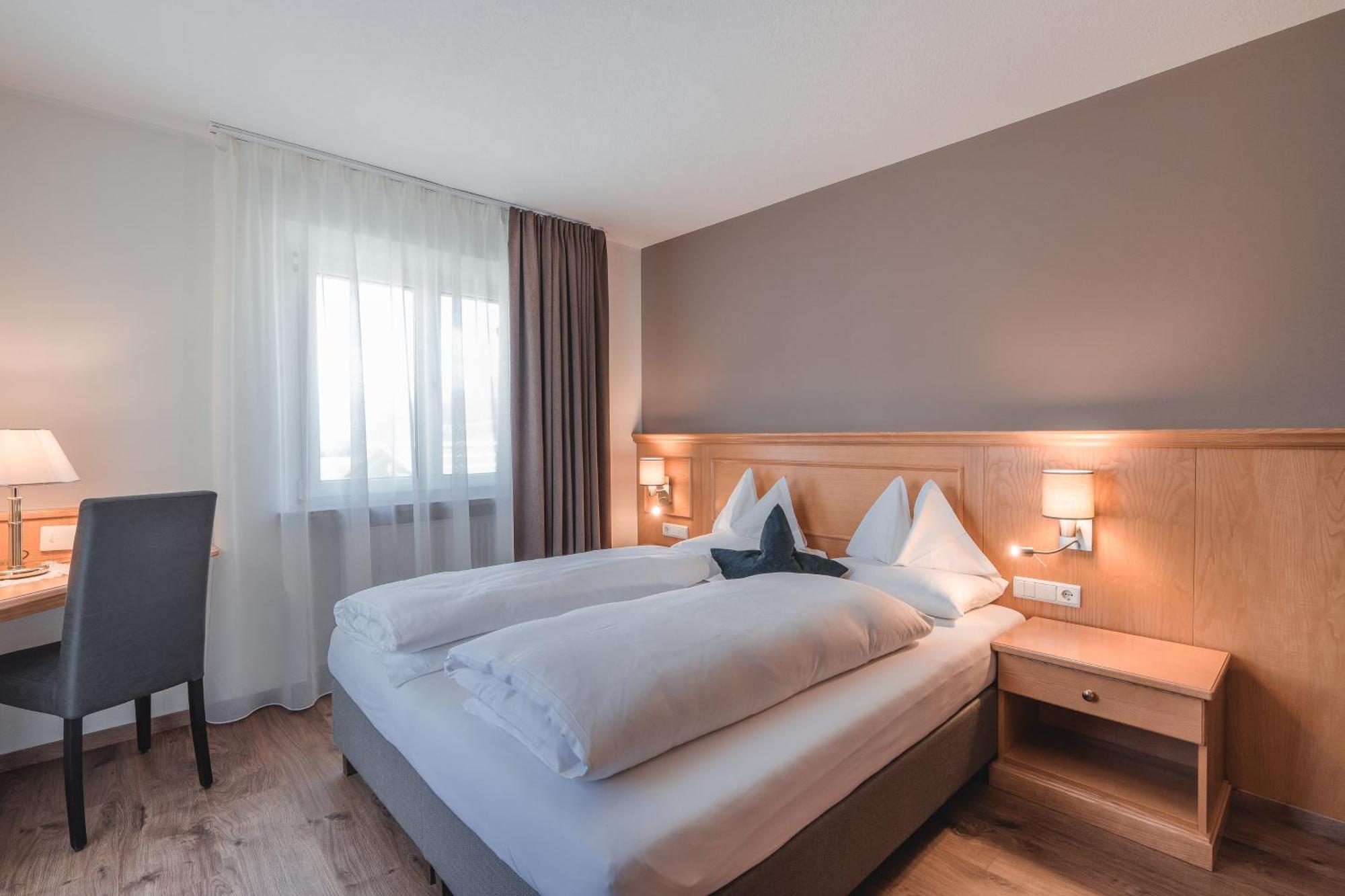 Hotel Reischach Brunico Exteriér fotografie