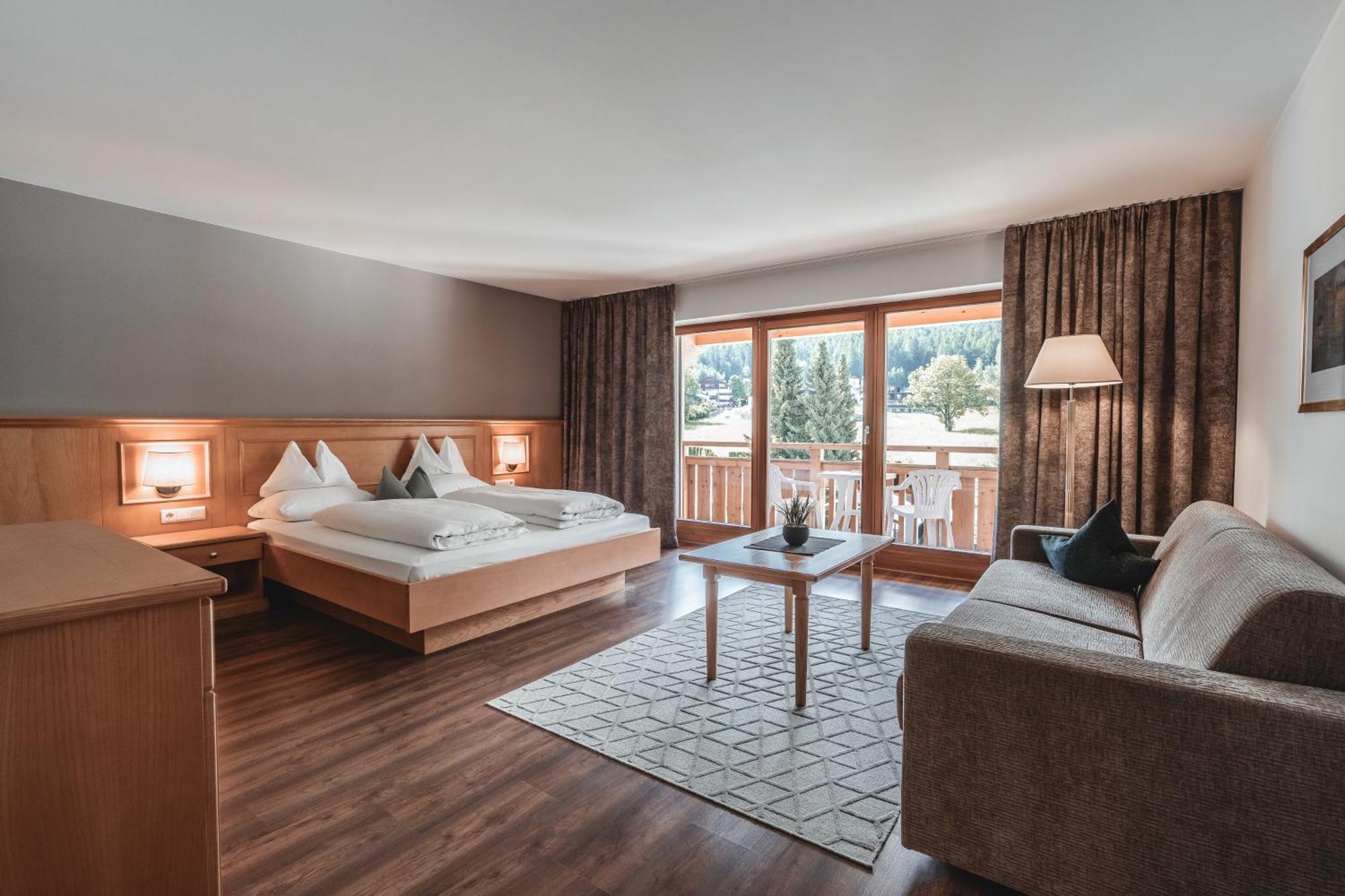 Hotel Reischach Brunico Exteriér fotografie