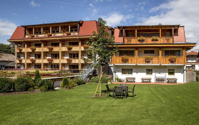 Hotel Reischach Brunico Exteriér fotografie