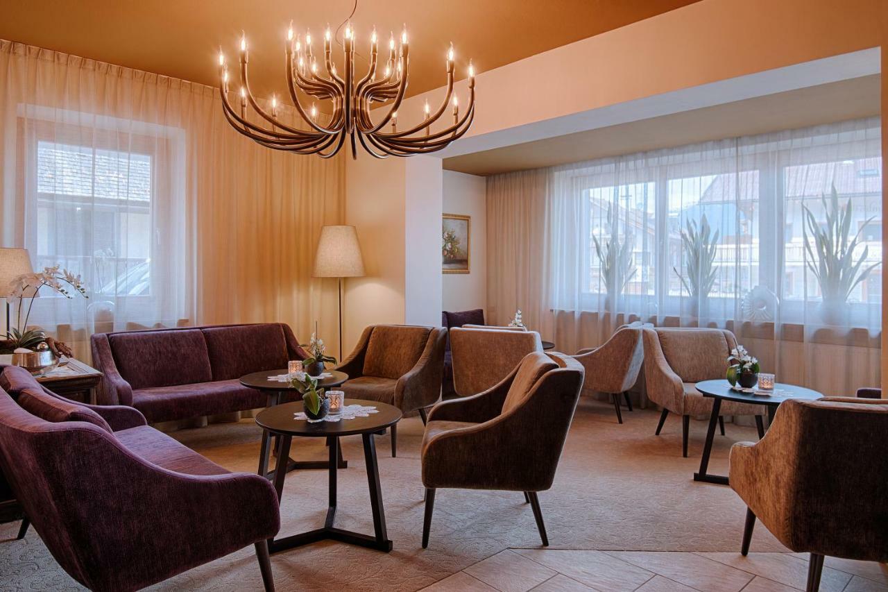 Hotel Reischach Brunico Exteriér fotografie